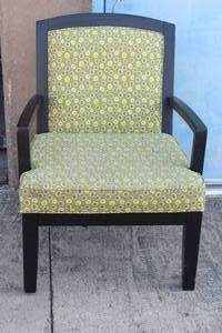 lot 21 image: NOLANA CITRON ACCENT CHAIR