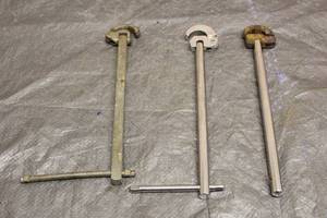 lot 36 image: TOTAL OF 3 BASIN FAUCET WRENCHES 12