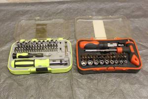 lot 44 image: TOTAL OF 2 RATCHETING SCREWDRIVER BIT SETS - HYPER TOUGH ULTRA-TOUGH