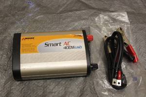 lot 46 image: WAGAN TECH SMART AC 400 WUSB WITH POWER ADAPTERS