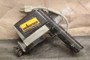 lot 50 image: WAGNER HEAVY DUTY POWER PAINTER