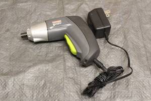 lot 53 image: CRAFTSMAN EVOLV SCREWDRIVER 320.17088
