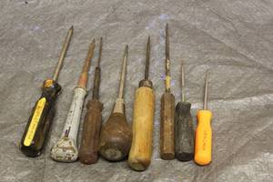 lot 92 image: TOTAL OF 8 ASSORTED BRAND SIZE ICE PICK SCREDRIVERS