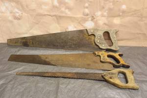 lot 95 image: TOTAL OF 3 VINTAGE WOOD HANDLE HAND SAWS -24, 28, 29  SEE PICS