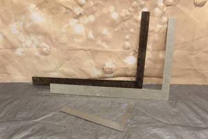 lot 96 image: TOTAL OF 3 STANLEY METAL FRAMING SQUARES - R900B, 1971,912