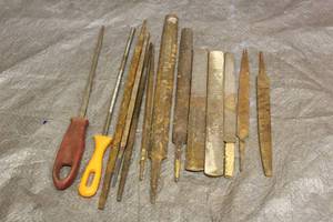 lot 109 image: TOTAL OF 13 ASSORTED SIZE FILES  SEE PICS