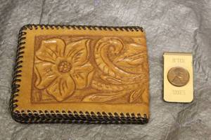 lot 122 image: VINTAGE TOOLED LEATHER WALLET & VINTAGE GOLD 1974 AFTER TAXES MONEY CLIP