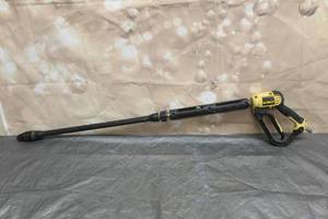 lot 130 image: DEWALT PRESSURE WASHER GUN DP65