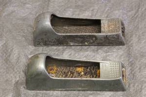 lot 133 image: TOTAL OF 2 VINTAGE SURFORM HAND PLANES -CRAFTSMAN  STANLEY