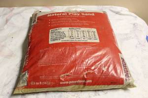 lot 156 image: PAVESTONE NATURAL PLAY SAND (14L)