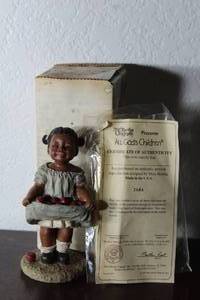 lot 183 image: VINTAGE MISS MARTHA ORIGINALS ALL GODS CHILDREN TARA WITH COA No.270