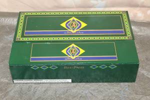 lot 38 image: CAO BRAZILIA WOOD CIGAR BOX , MADE IN NICARAGUA