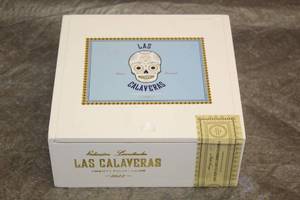 lot 46 image: CROWNED HEAD LAS CALAVERAS LIMITED EDITION WOOD CIGAR BOX, MADE IN NICARAGUA