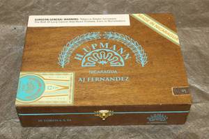 lot 75 image: H.UPMANN AJ FERNANDEZ  WOOD CIGAR BOX , MADE IN NICARAGUA