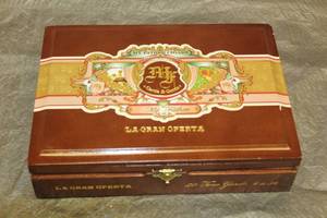 lot 80 image: MY FATHER GARCIA & GARCIA LA GRAN OFERTA TORO GORDO  WOOD CIGAR BOX 9,MADE IN NICARAGUA