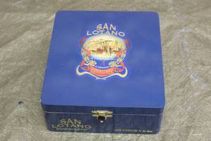 lot 16 image: SAN LOTANO DOMINICANO AJ FERNANDEZ WOOD CIGAR BOX,MADE IN DOMINICAN REPUBLIC