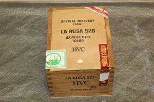 lot 96 image: HVC LAROSA 520 WOOD CIGAR BOX , MADE IN NICARAGUA