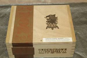 lot 151 image: DREW ESTATE UNDERCROWN SUN GROWN TORO DREW ESTATE WOOD CIGAR BOX MADE IN NICARAGUA