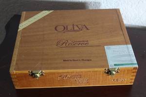 lot 168 image: OLIVA CONNECTION RESERVE TORO WOOD CIGAR BOX MADE IN NICARAGUA