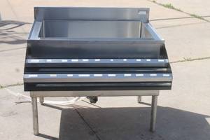lot 8 image: BK RESOURCES UB4-21-IBCP36-7 STAINLESS STEEL UNDERBAR ICE BIN, 3FT. X 32 X 33H