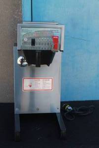 lot 37 image: BLOOMFIELD ROME REFRESH COMMERCIAL COFFEE BREWER MODEL 8782
