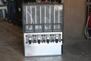 lot 70 image: COMMERCIAL FROZEN 4- HEAD FROZEN SLUSH DRINK MACHINE&nbsp
