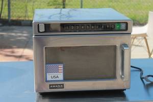 lot 101 image: AMANA HDC1015 COMMERCIAL STAINLESS STEEL MICROWAVE OVEN , TESTED &amp WORK&nbsp