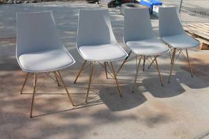 lot 119 image: TOTAL OF 4 LEATHER UPHOLSTERED GOLD FRAME DINING CHAIRS&nbsp