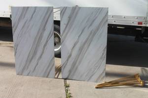 lot 120 image: TOTAL OF 2 - GIGACLOUD TECHNOLOGY MODERN MARBLE FINISH DINING TABLE WITH GOLD HAIRPIN LEGS TABLE&nbsp LEGS NEED TO BE RESCREWED  SEE PICS&nbsp
