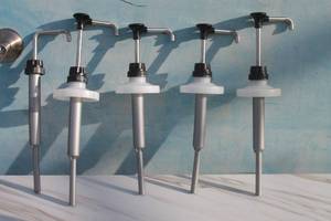 lot 125 image: TOTAL OF 5 INDUSTRIAL DISPENSER PUMPS&nbsp