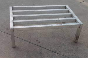 lot 128 image: LENCO ALUMINUM DUNNAGE RACK&nbsp