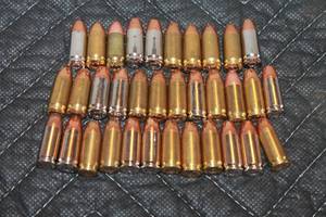 lot 37 image: TOTAL OF 34 ,  9MM LUGER PISTOL CARTRIDGES