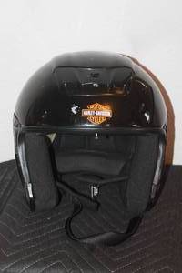 lot 59 image: HARLEY DAVIDSON MOTORCYCLE  HELMET SIZE 7 38 - 7 12