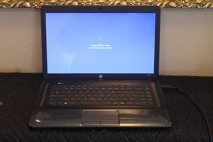 lot 64 image: HP 2000 LAPTOP