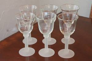 lot 125 image: TOTAL OF 6 FROSTED STEM WINE GLASSES
