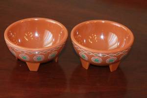 lot 134 image: TOTAL OF 2 MEXICAN SALSA BOWLS