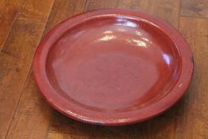 lot 150 image: LARGE HEAVY STONE 21 DIAM FLOWER POT SAUCER