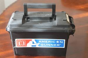 lot 157 image: HORNADY AMERICAN GUNNER AMMUNITION CASE