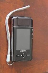 lot 169 image: SONY HD BLOGGIE MHS-PM5 VIDEO CAMERA