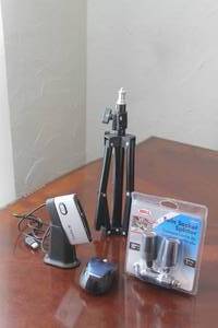 lot 174 image: TRIPOD , MICROSOFT MOUSE ,SCAN DISC,BELL TWIN SOCKET SPLITTER  SEE PICS
