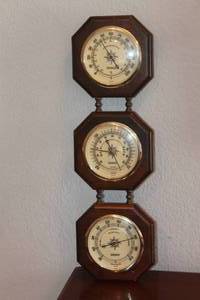 lot 189 image: VINTAGE SPRINGFIELD  BAROMETER WEATHER STATION THERMOMETER B