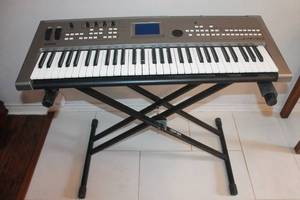 lot 243 image: YAMAHA MM6  61 KEYBOARD SYNTHESIZER MUSIC WORKSTATION  NO POWER ADAPTER & STAND NOT INCLUDED