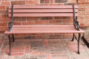 lot 261 image: WOODIRON GARDEN BENCH  4FT LONG