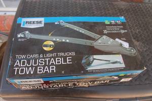 lot 277 image: REESE TOWPOWER ADJUSTABLE TOW BAR 7014200