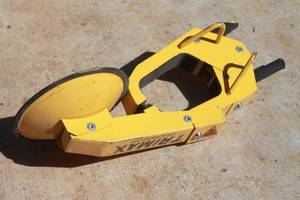 lot 278 image: TRIMAX ADJUSTABLE WHEEL LOCK &amp BOOT TIRE NO KEY