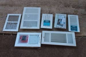 lot 283 image: TOTAL OF 7 ASSORTED UNUSED SIZE CEILING WALL REGISTORS  SEE PICS