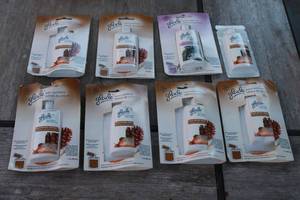lot 306 image: TOTAL OF 8 GLADE PAINT ADDITIVES  SEE PICS