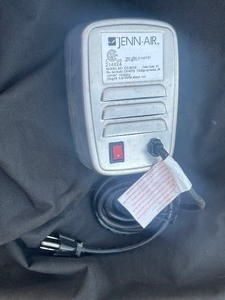 lot 280 image: Jenn-Air Viking Rotisserie grill motor unit Model No CS-6018 T31