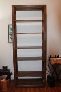lot 17 image: WOODEN 7- TIER  SHELVING BOOKCASE