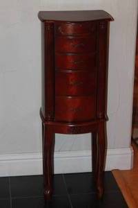 lot 50 image: WOODEN FREE STANDING FOUR DRAWER ARMOIRE  JEWELRY BOX  POARM511, 37H